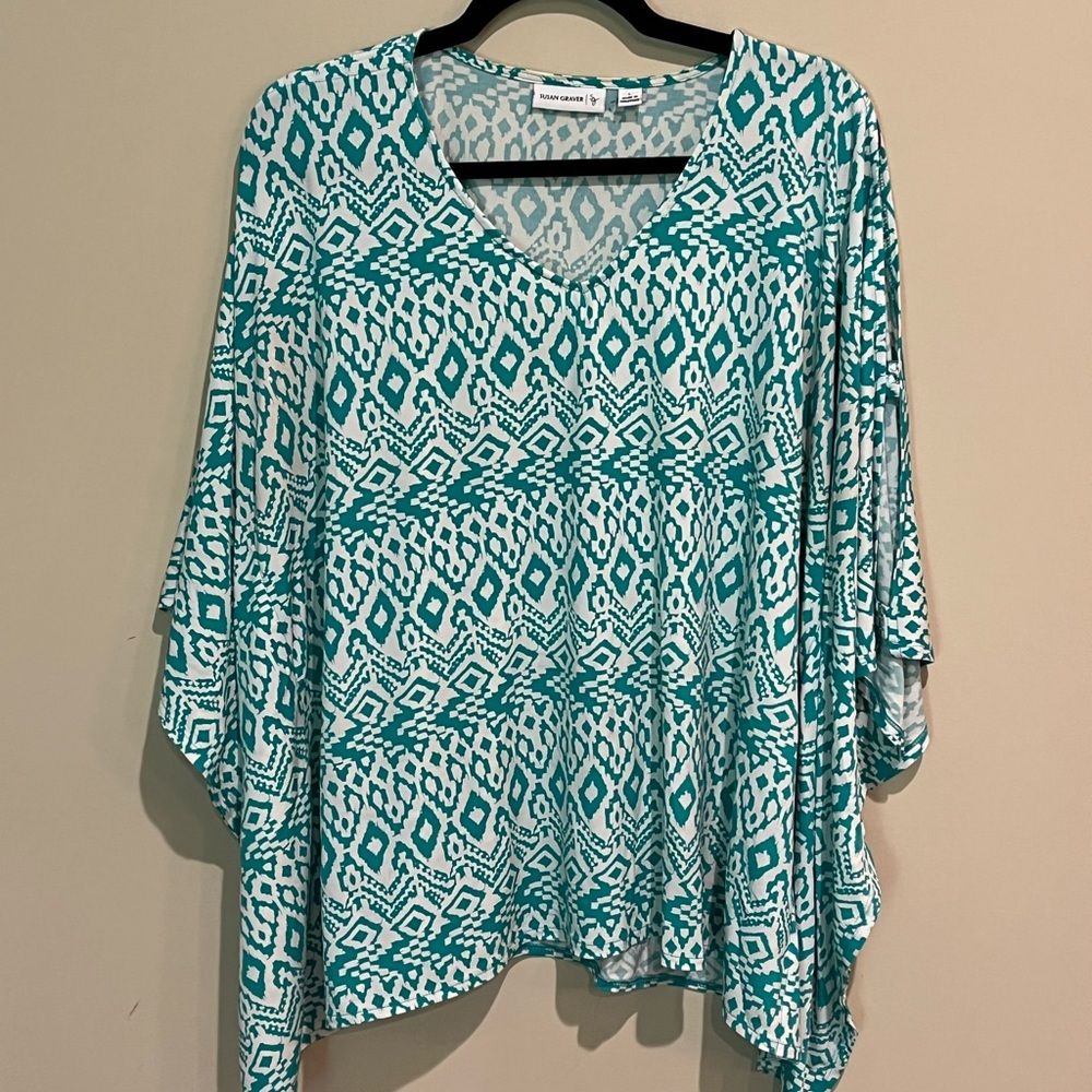 Susan Graver Teal and White Geometric Tunic